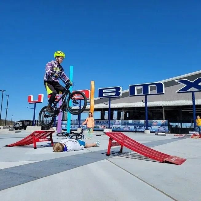 Freshpark Jump BMX Jump - Reggies BMX